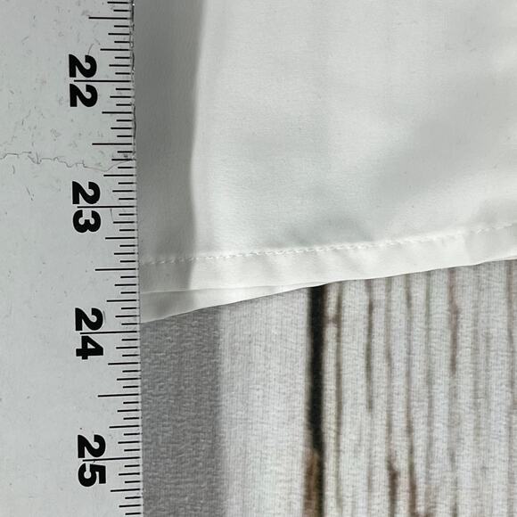 Boston Traveler Blouse Women Size 10 White Long Sleeves Office Minimalist STAIN - Picture 4 of 7